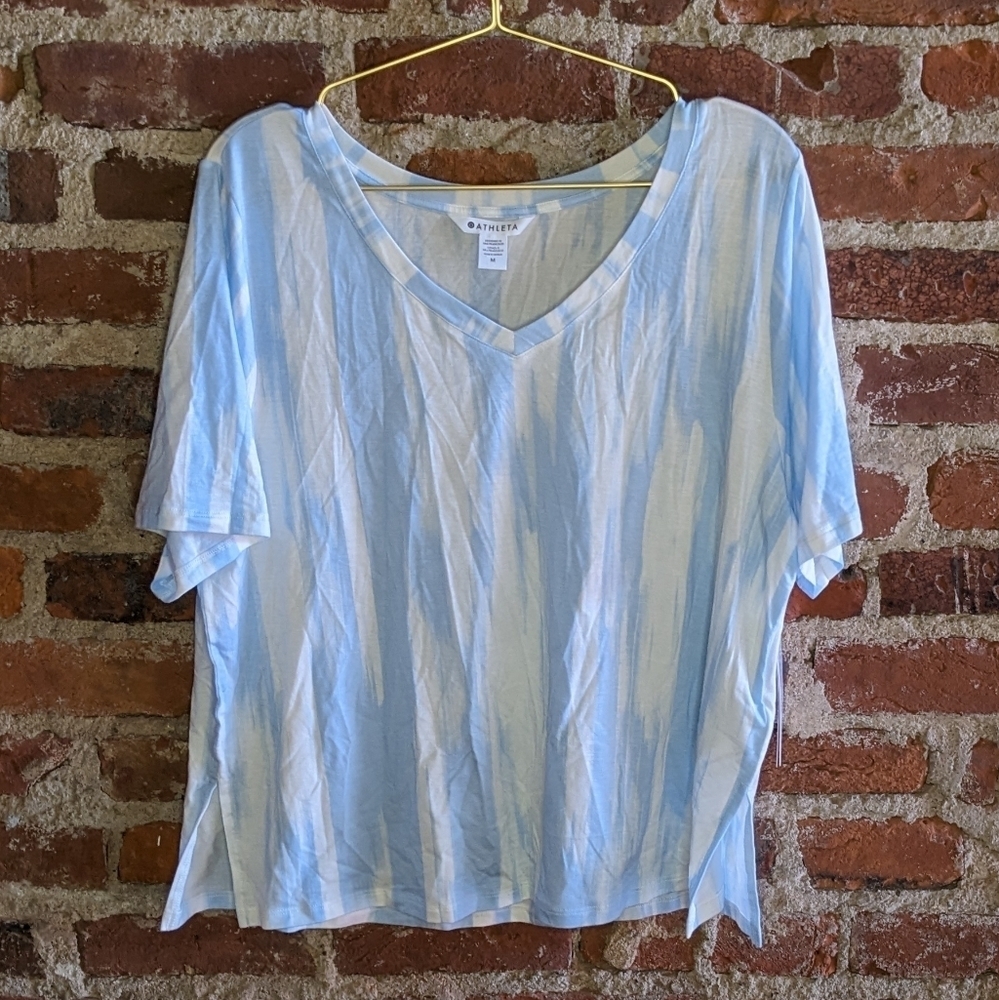 NWT‎ Athleta Medium Light Blue & White Nighttime Bliss Tee